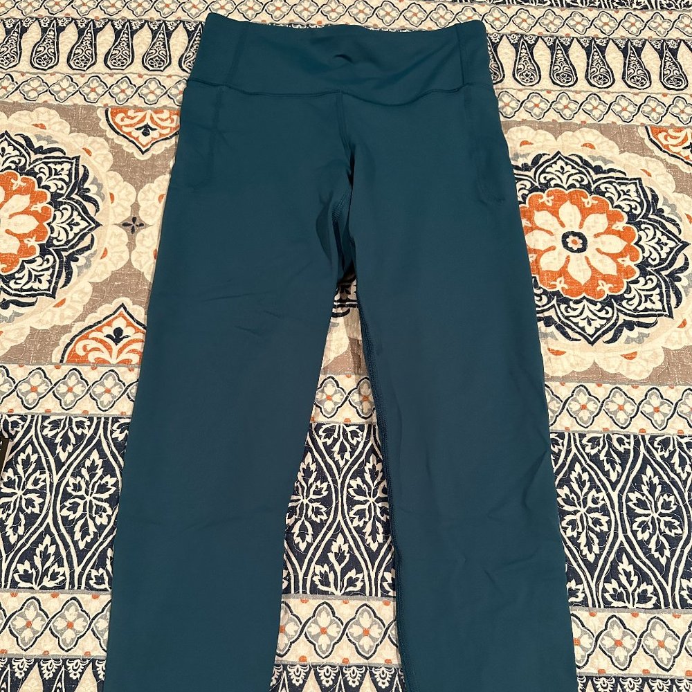 Women's Under Armour Meridian Ankle Leggings